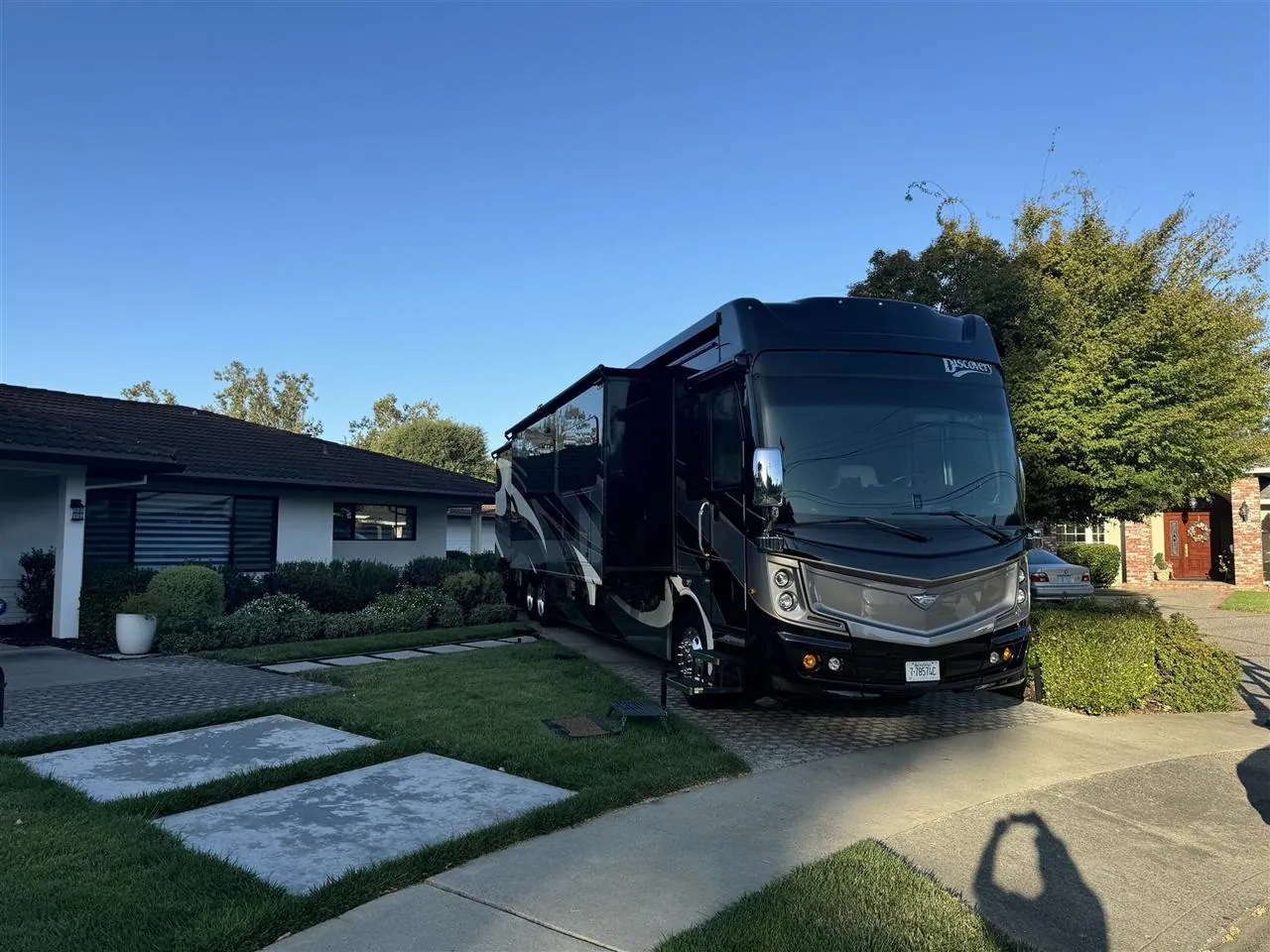 2019 Fleetwood Discovery LXE 44H RV inspected by Honest Man's Mobile RV Inspections