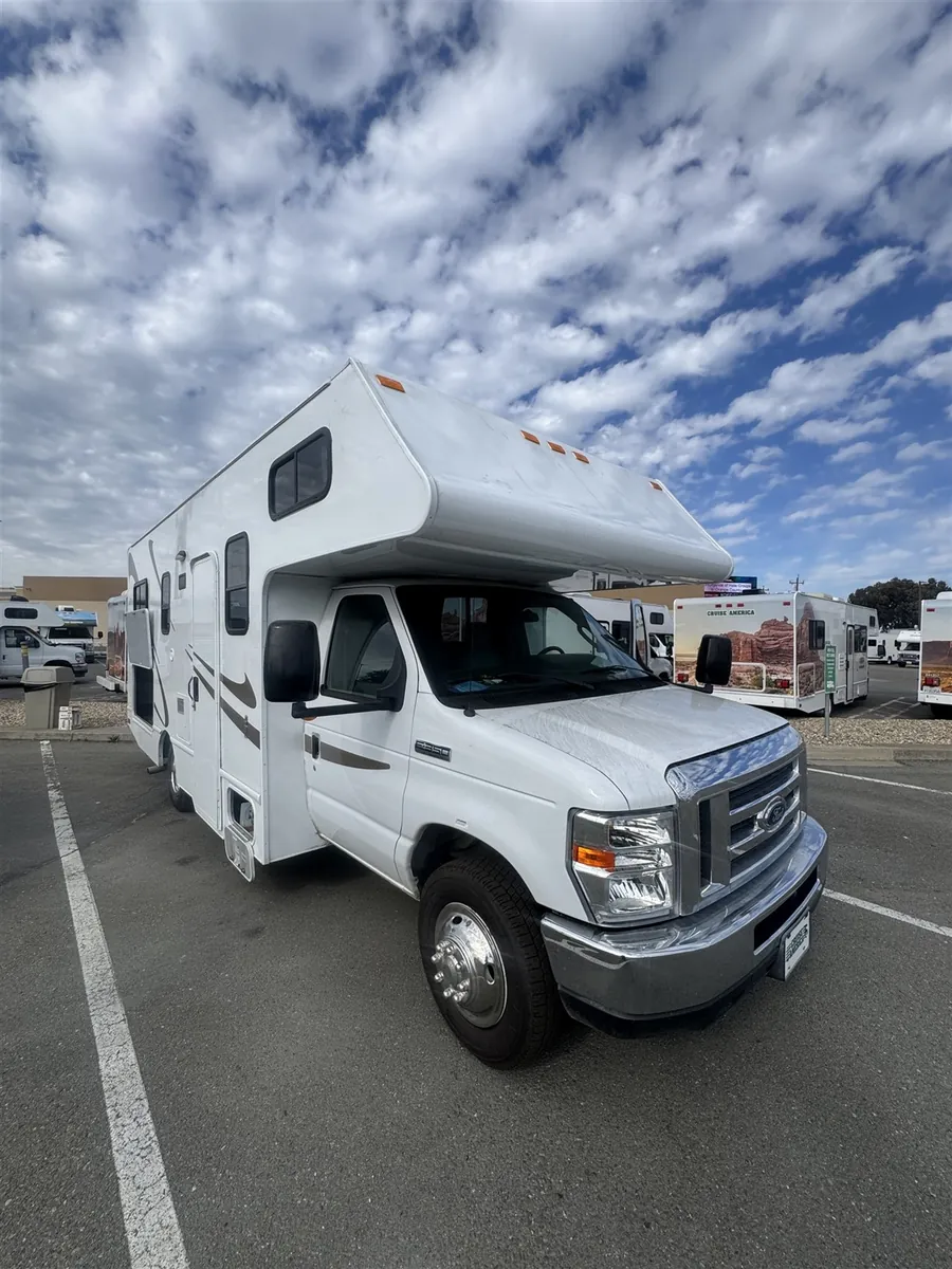 2020 Tiffin Adventure RV inspected by Honest Man's Mobile RV Inspections