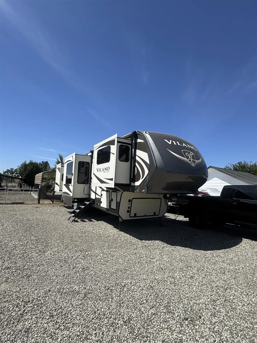 2019 Vanleigh Vilano 375FL RV inspected by Honest Man's Mobile RV Inspections